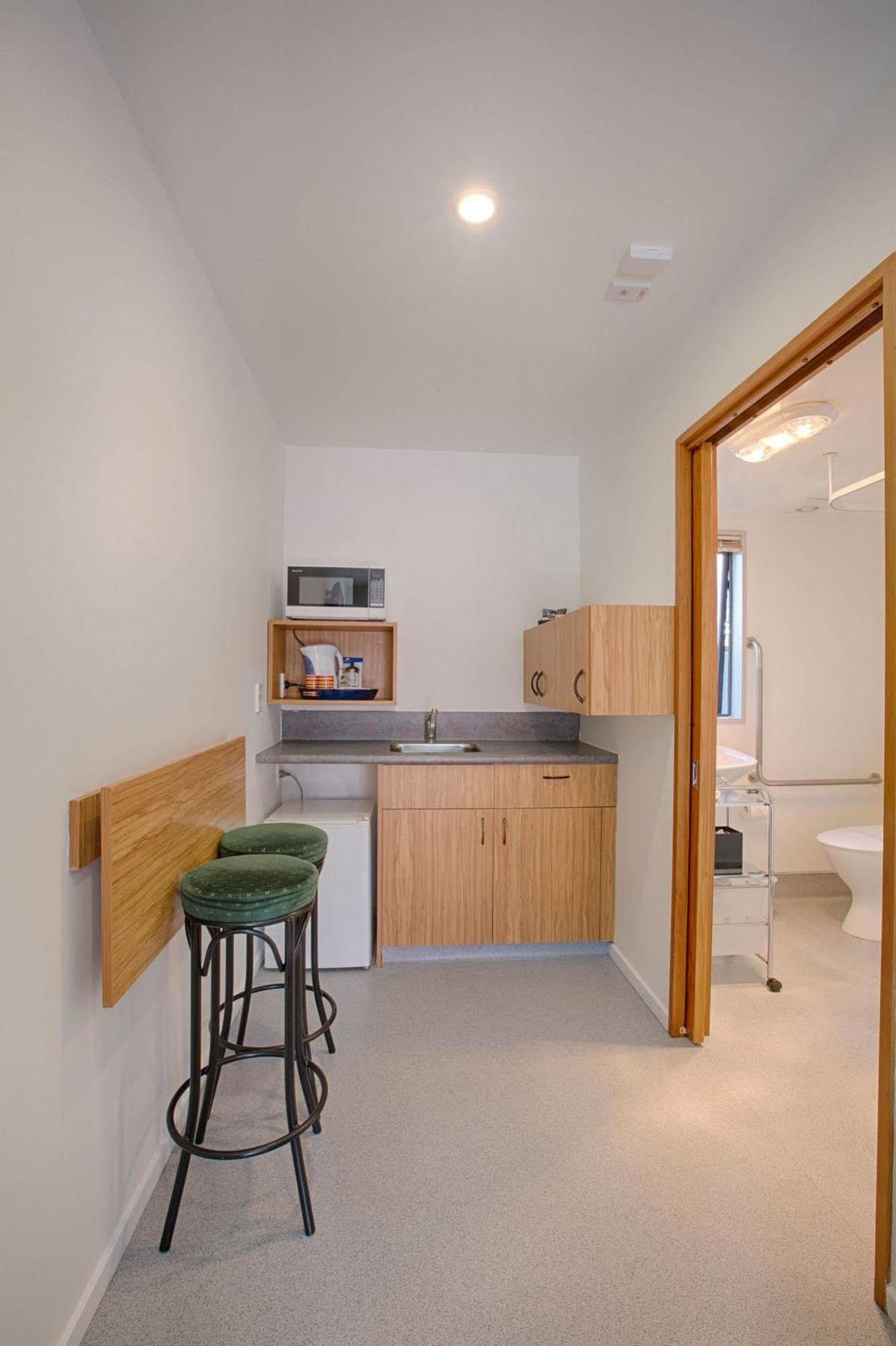 Bella Vista Motel & Apartments Крайстчърч Екстериор снимка